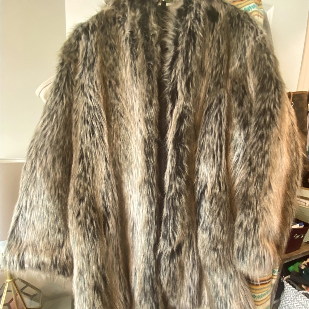 Brand New (worn 1x only! Spirithoods faux fur “grey wolf” hooded jacket